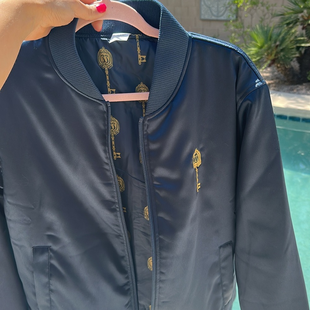 Women’s small Club 33 satin reversible club 33 bomber jacket 💙🔑🔥 - Picture 11 of 15